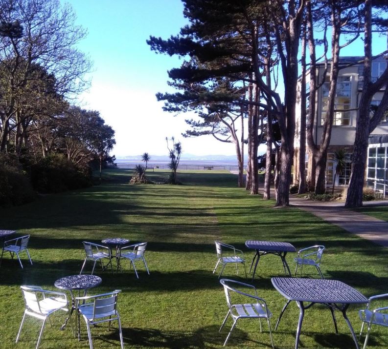 The Grand And Marine Hotels Careers The Gateway To Howth And Dublin City Marine Is A Hotel Of Great Warmth Character With Its Lawn Rolling Down S Bay